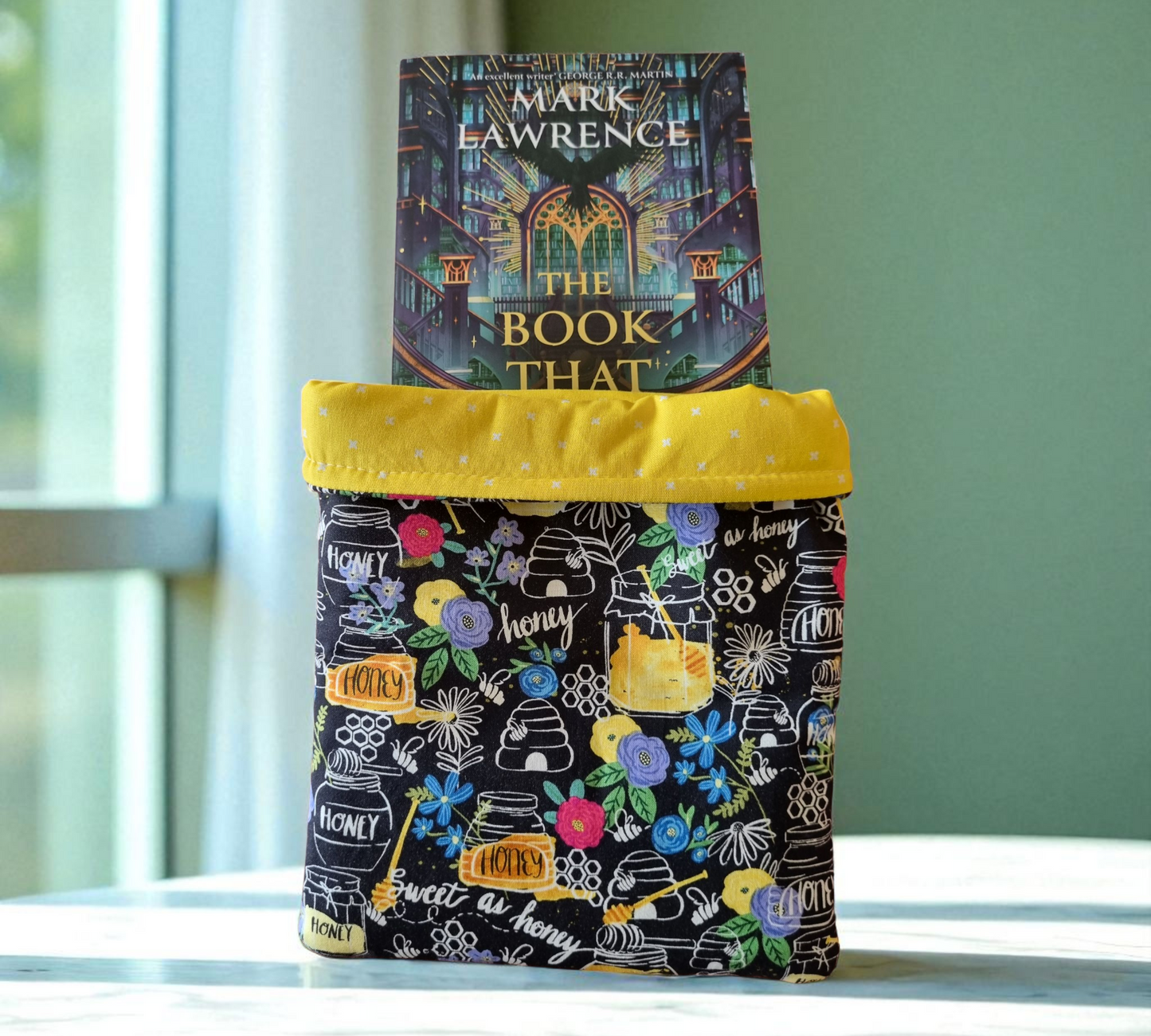 Medium Book Sleeve - Honey Pot